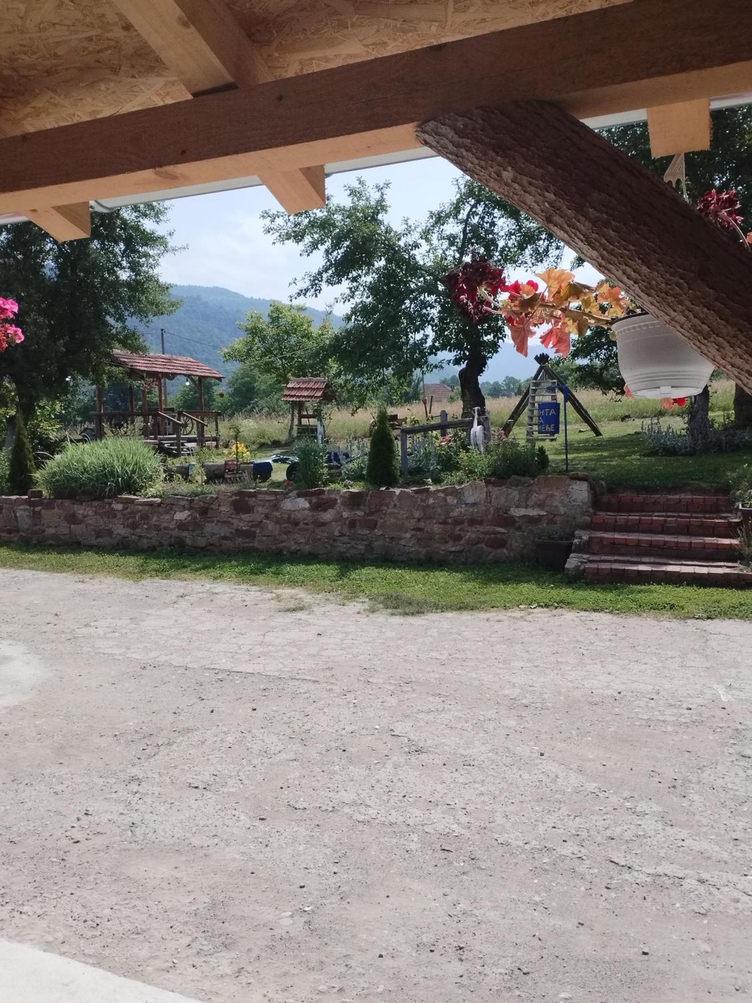Etno Konak Angela Hotel Kalna Exterior foto